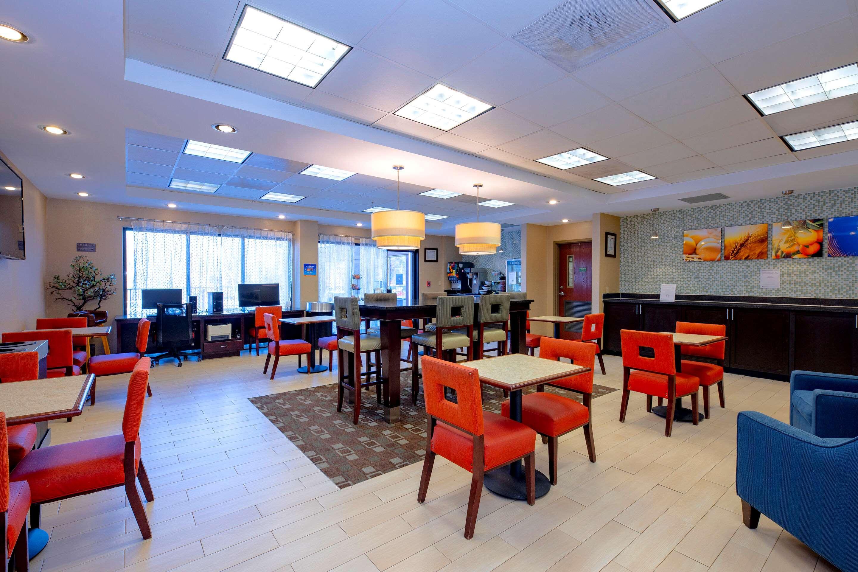 Comfort Inn Near Quantico Main Gate North Dumfries Bagian luar foto